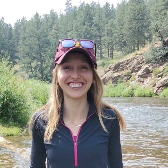 Meet your Posher, Allyson - Picture 1 of 1